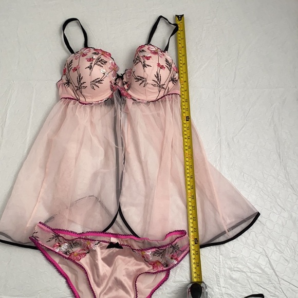 Victoria’s Secret light pink and black babydoll 36C snd satin panty L - Picture 5 of 16